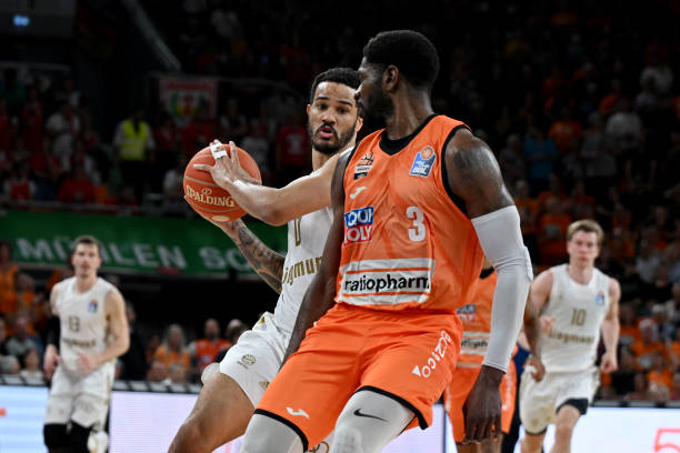 来越多的爱 来越多的爱