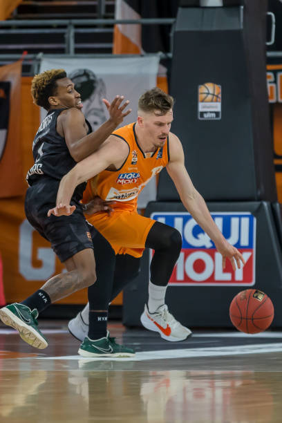 但从长期来 但从长期来