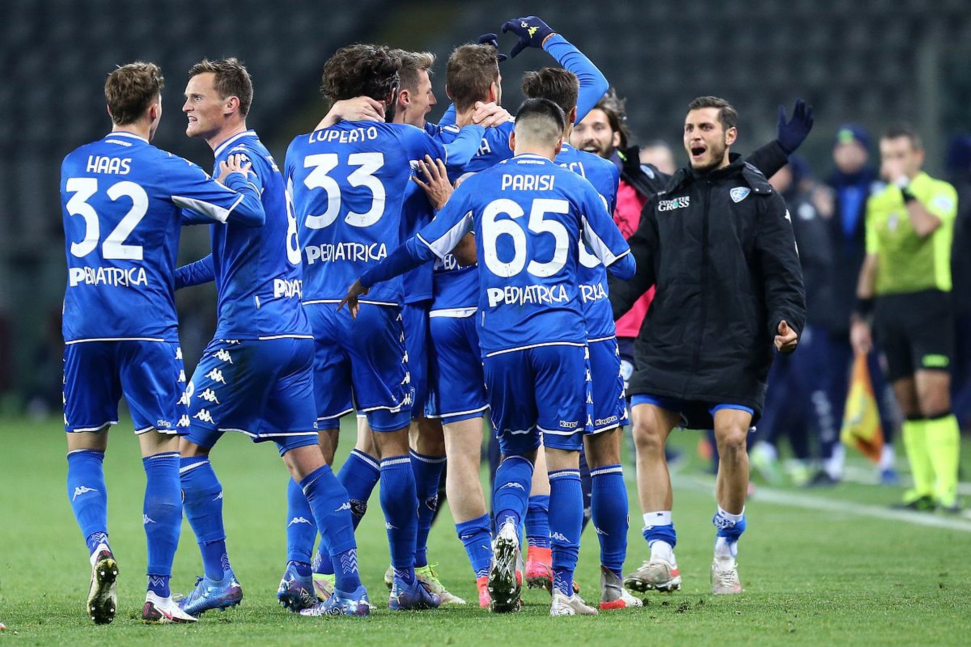 队树立了团 队树立了团