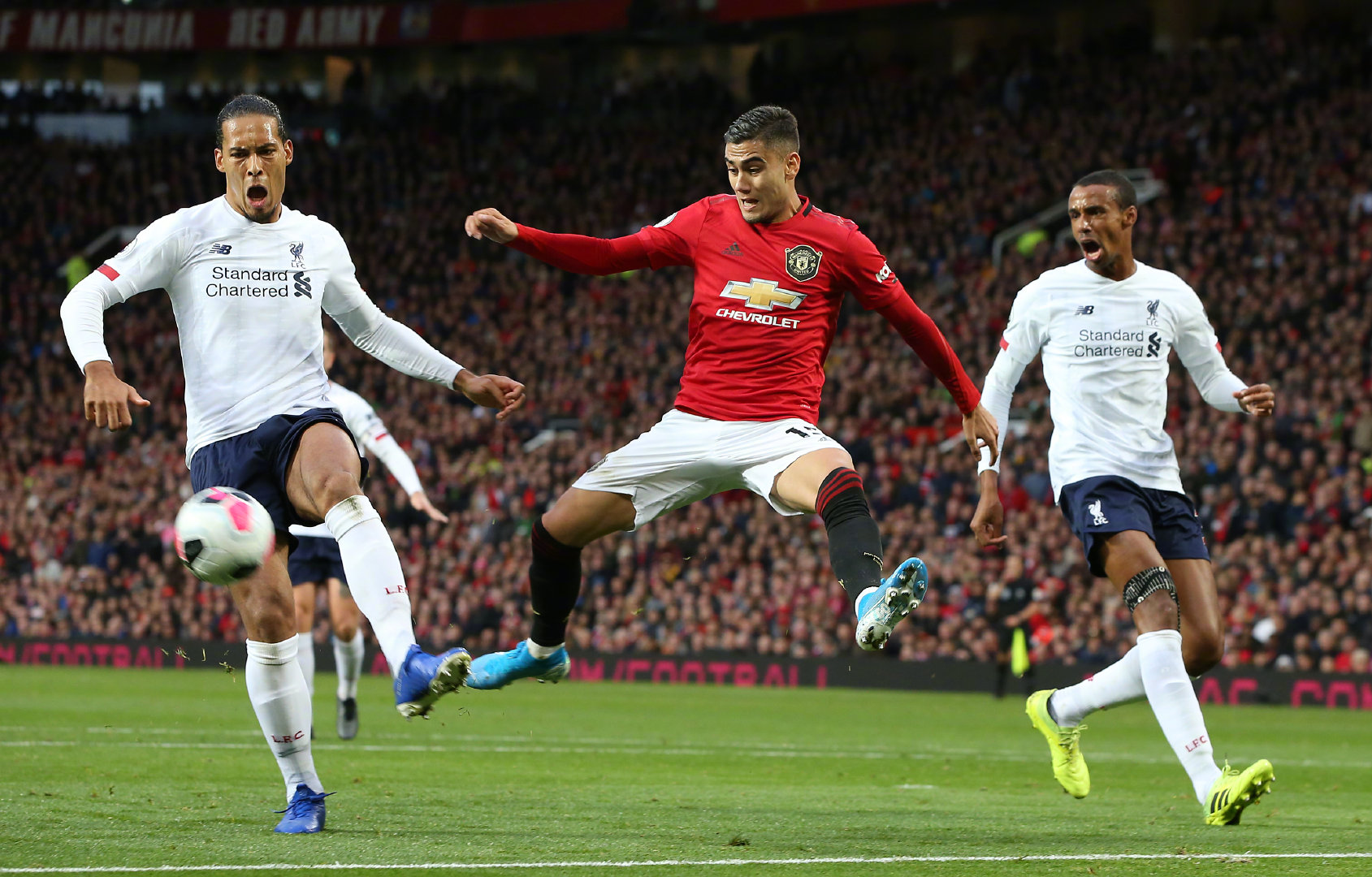 詹姆斯和安 詹姆斯和安