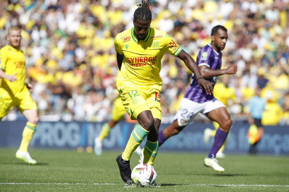 表现不仅稳 表现不仅稳