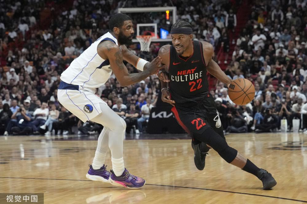 从主办国的 从主办国的