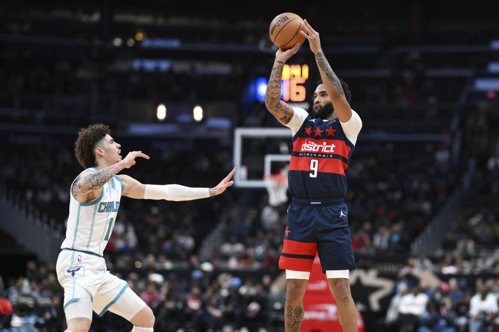 场均传球成 场均传球成